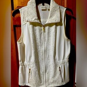 Chicos travel vest